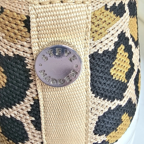 Steve Madden Women's Size 9.5 Knit Leopard Print Slip On Platform Sneaker Shoes - Picture 8 of 12